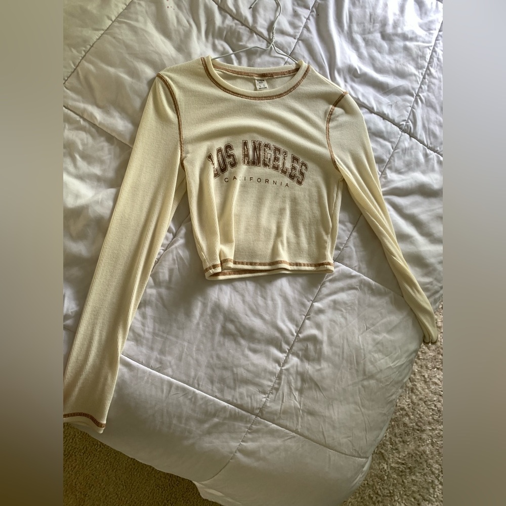 long sleeve crop top